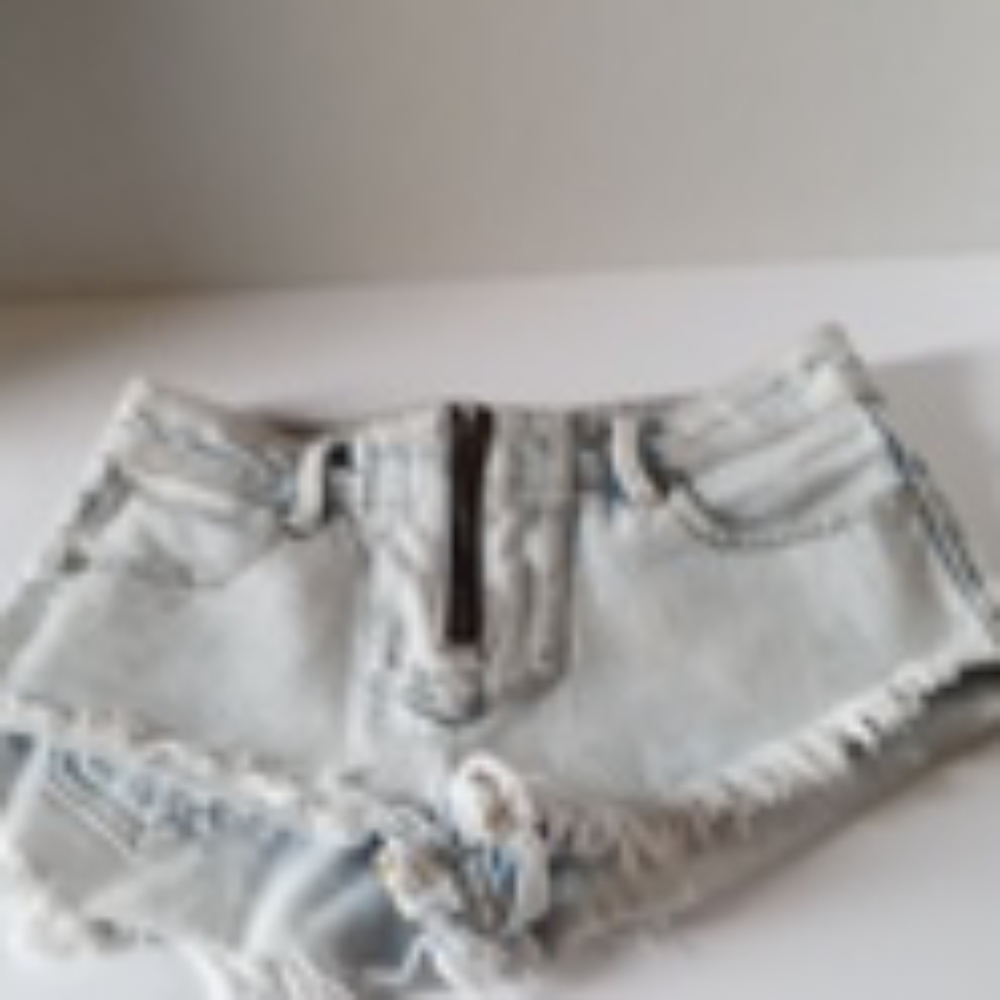 Kendall& Kylie Denim shorts